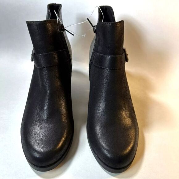 BARETRAPS LEXIS BLACK FAUX LEATHER Side Zip Buckle Ankle boots Size 8M NWOT - Picture 2 of 13